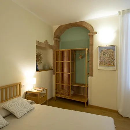 Il Campanone Di Pensionat Siena